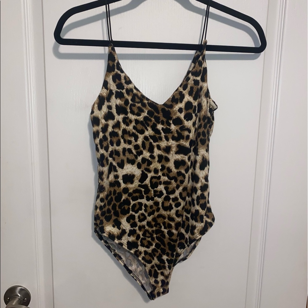 Brand New Gaze Animal print bodysuit!